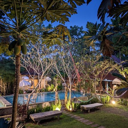 Astuti Gallery Homestay يوغياكارتا المظهر الخارجي الصورة
