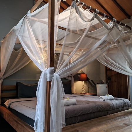 Astuti Gallery Homestay يوغياكارتا المظهر الخارجي الصورة