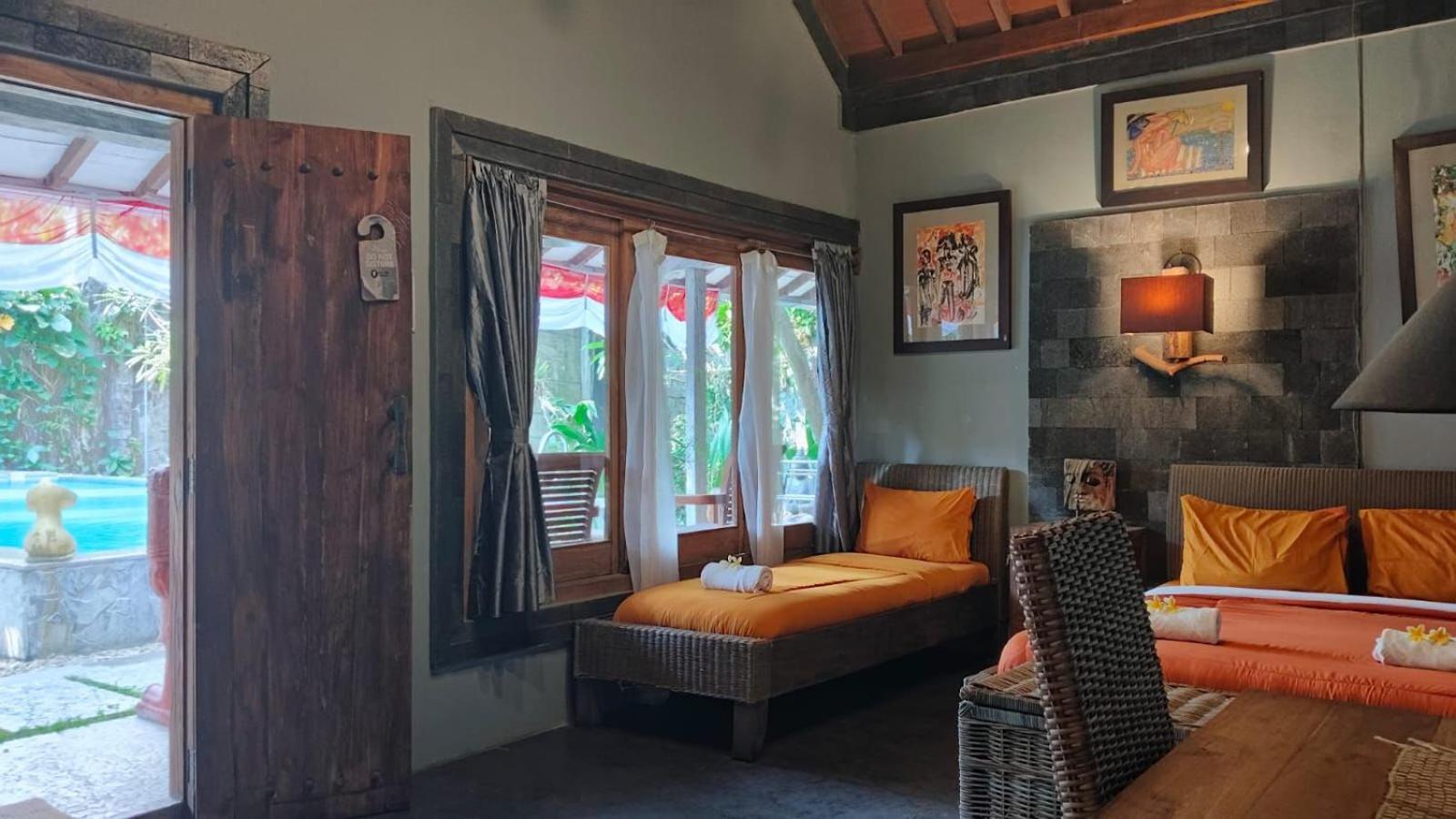 Astuti Gallery Homestay يوغياكارتا المظهر الخارجي الصورة