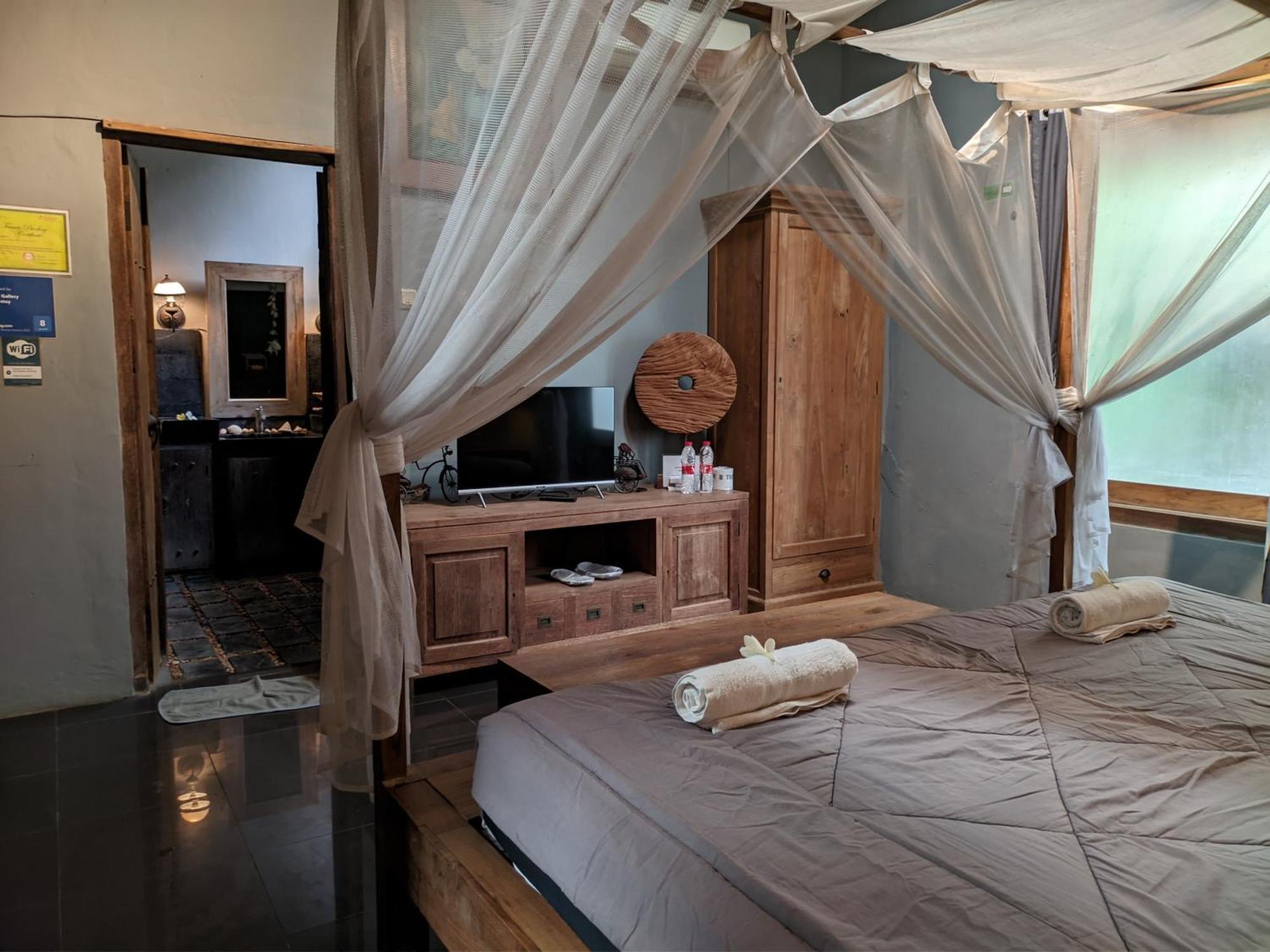 Astuti Gallery Homestay يوغياكارتا المظهر الخارجي الصورة